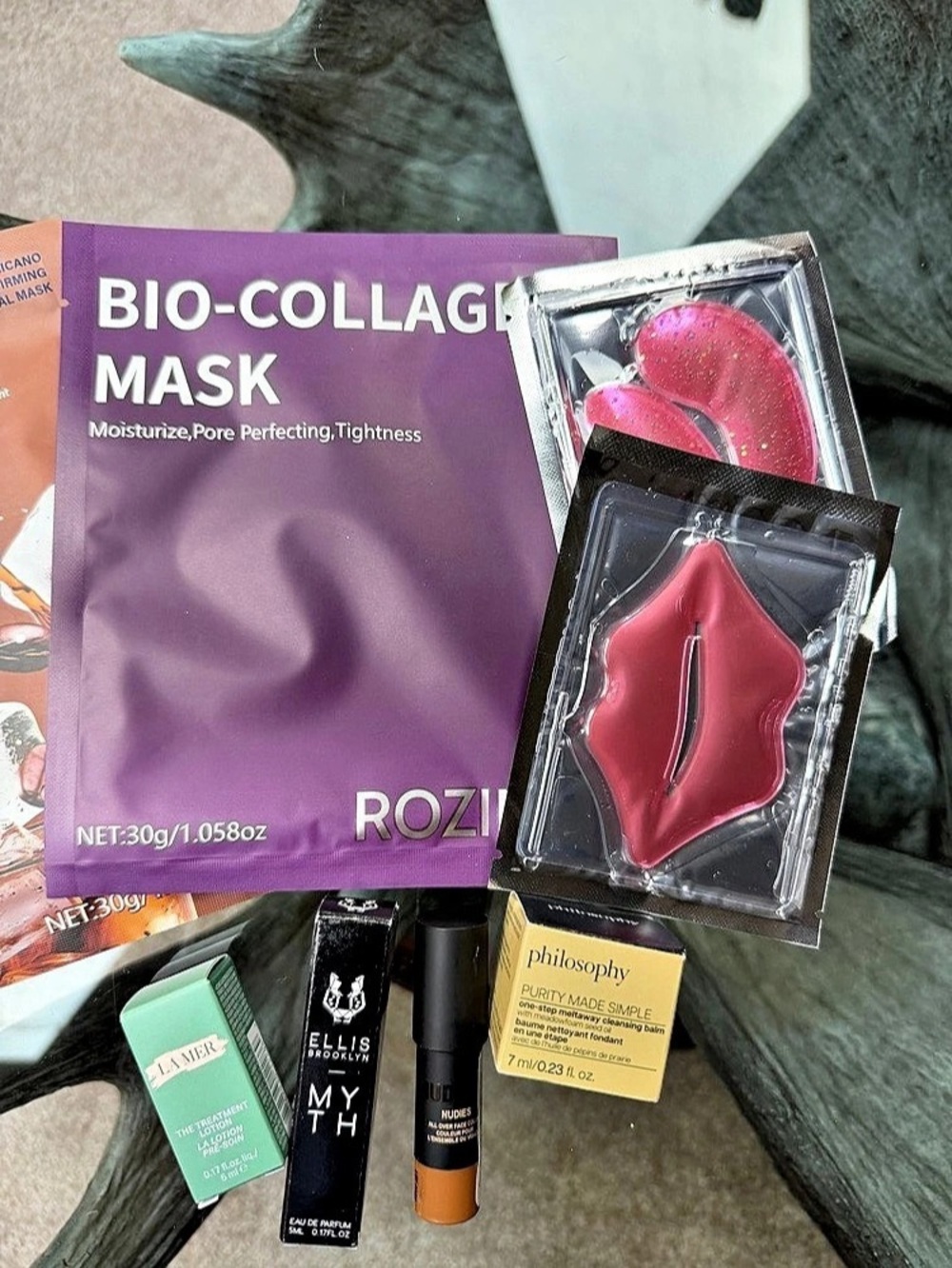 La Mer Philosophy Highlighter Makeup Palette & Bulgari Coametic Pouch 11 pc Set - Picture 6 of 13